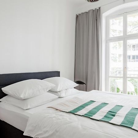 Luxury 2 Bedroom Apartment In The Heart Of Mitte, Berlino Esterno foto