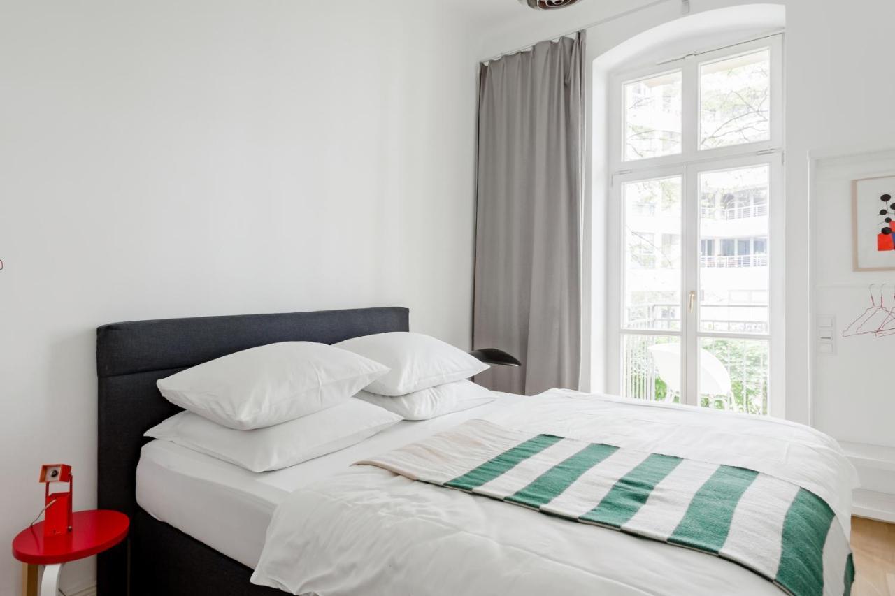 Luxury 2 Bedroom Apartment In The Heart Of Mitte, Berlino Esterno foto