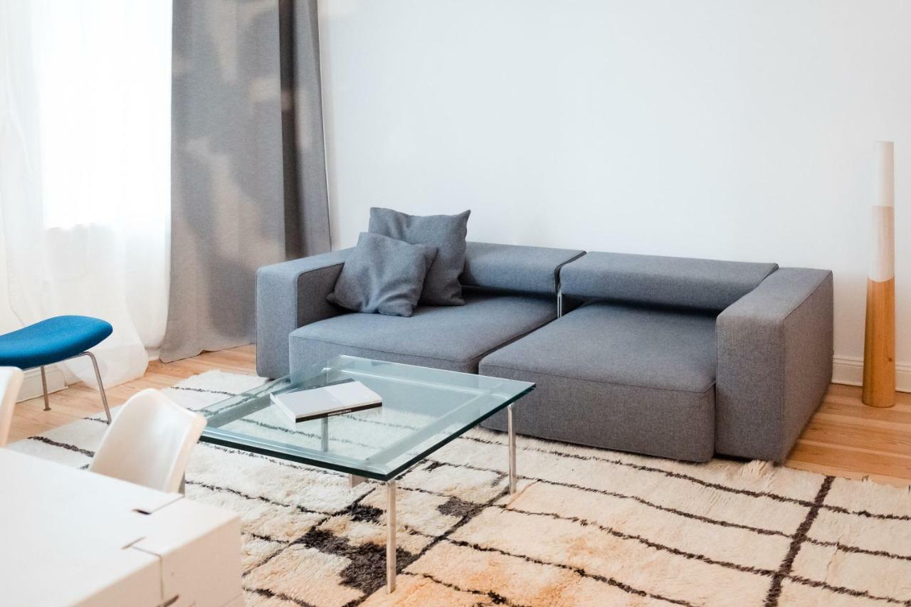 Luxury 2 Bedroom Apartment In The Heart Of Mitte, Berlino Esterno foto